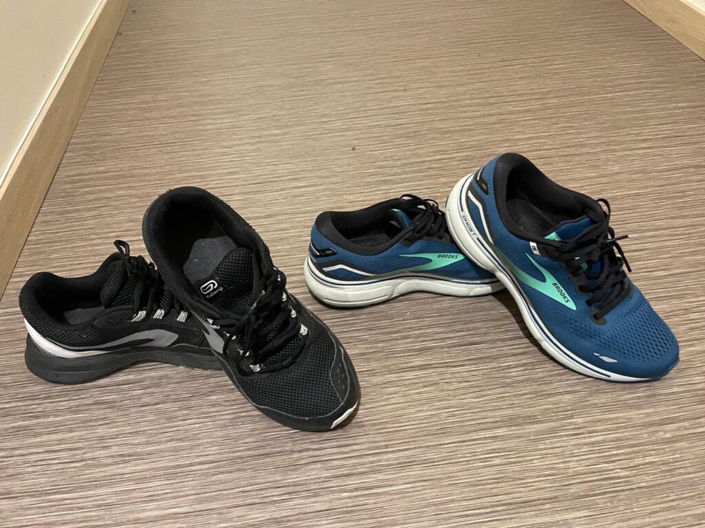 Side-by-side comparison of my old random 2015 running shoes and my new Brooks Ghost 15 during my foundation year.
